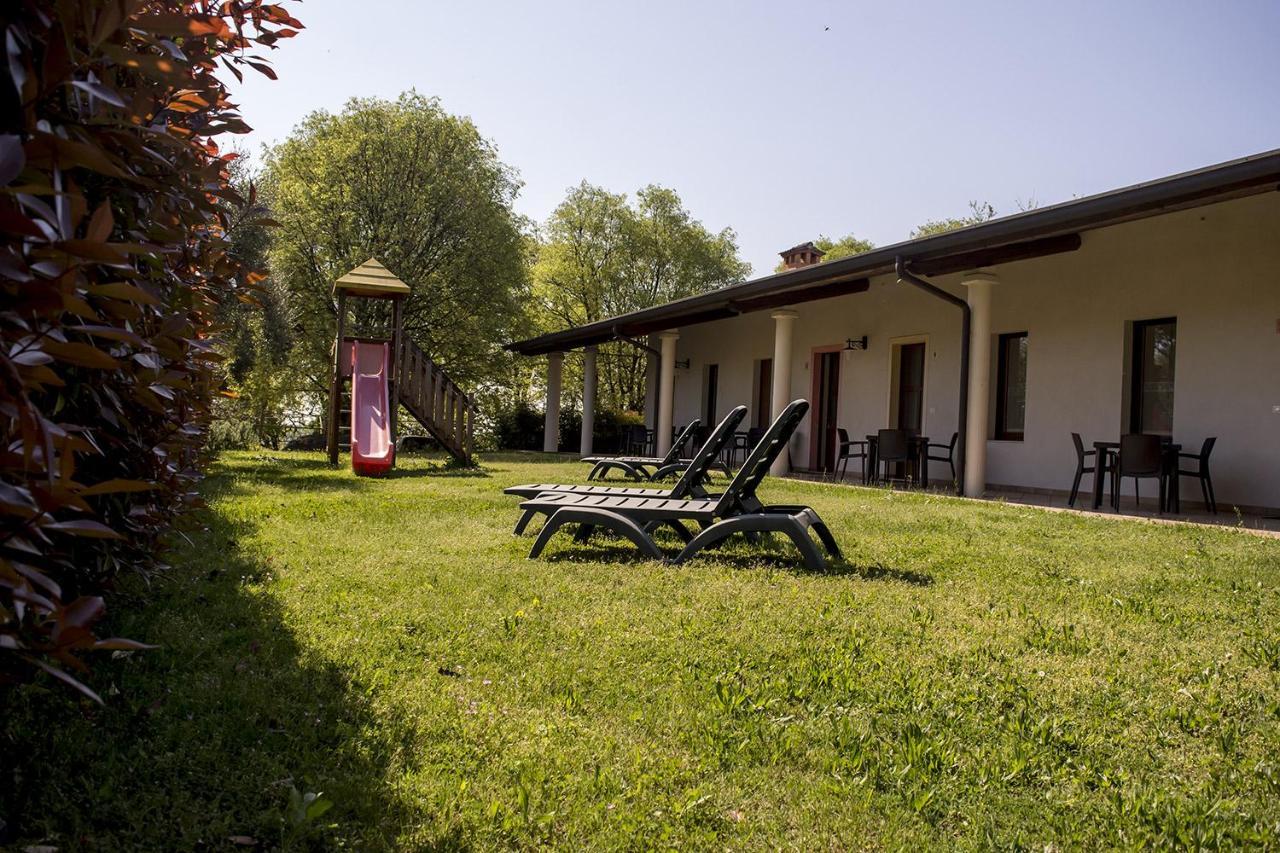 Agriturismo Lupo Bianco Monzambano Bagian luar foto